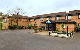 Days Inn By Wyndham London Stansted Airport